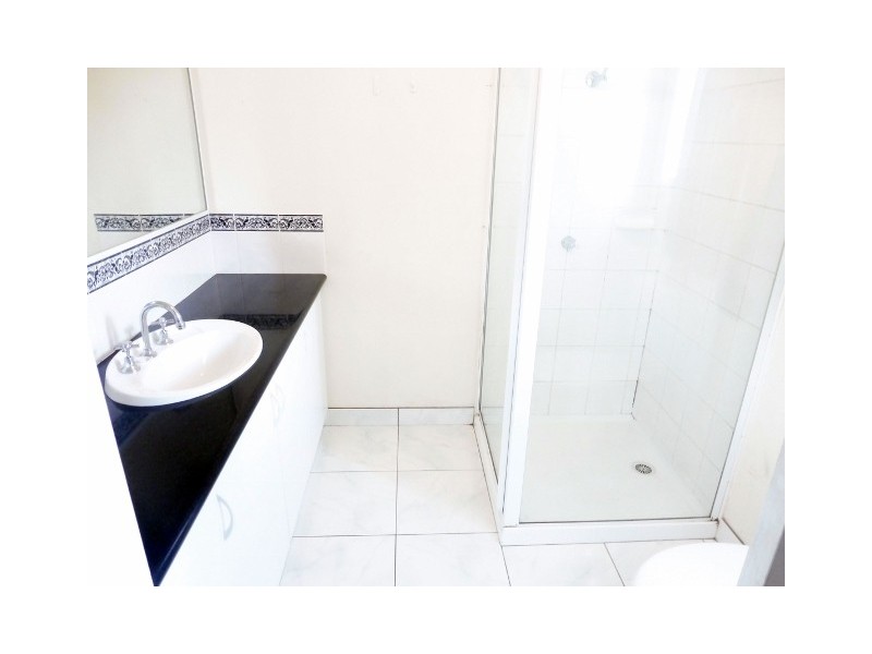 2 Miralie Way, Cranbourne West VIC 3977