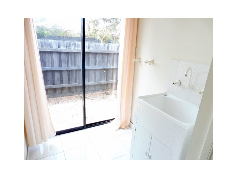 2 Miralie Way, Cranbourne West VIC 3977