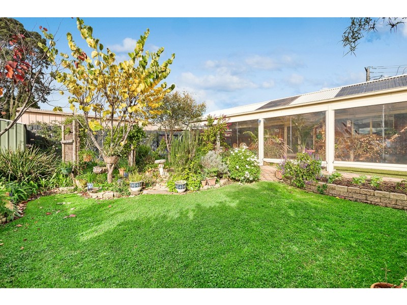36 Willora Crescent, Cranbourne West VIC 3977