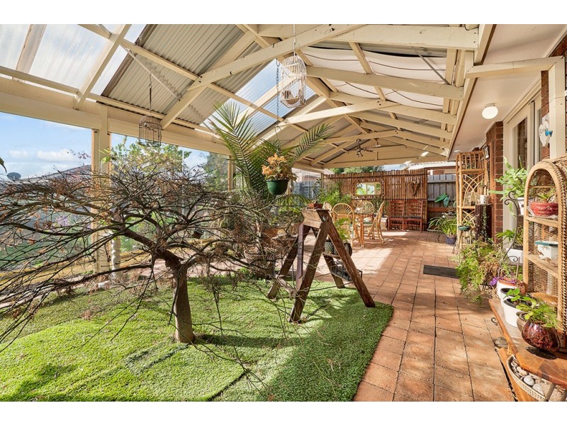 36 Willora Crescent, Cranbourne West VIC 3977