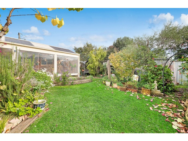 36 Willora Crescent, Cranbourne West VIC 3977