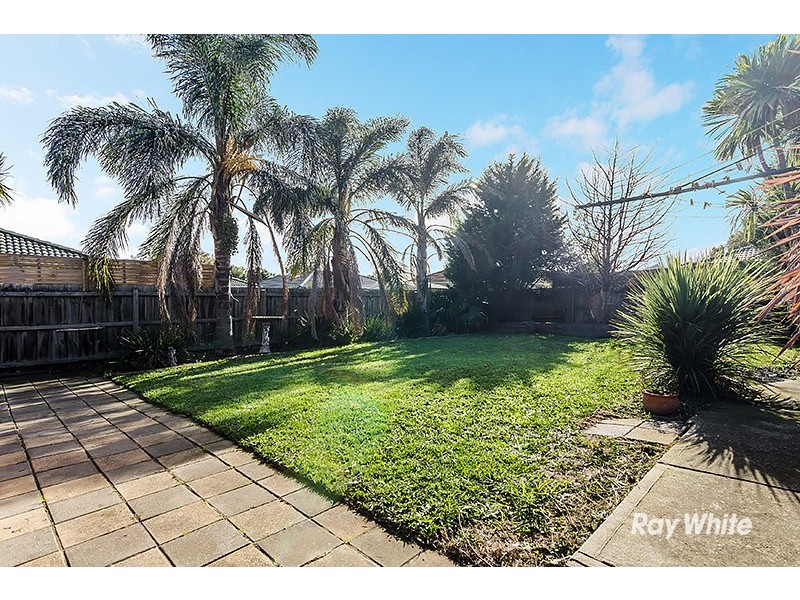 12 Nerrena Rise, Cranbourne West VIC 3977