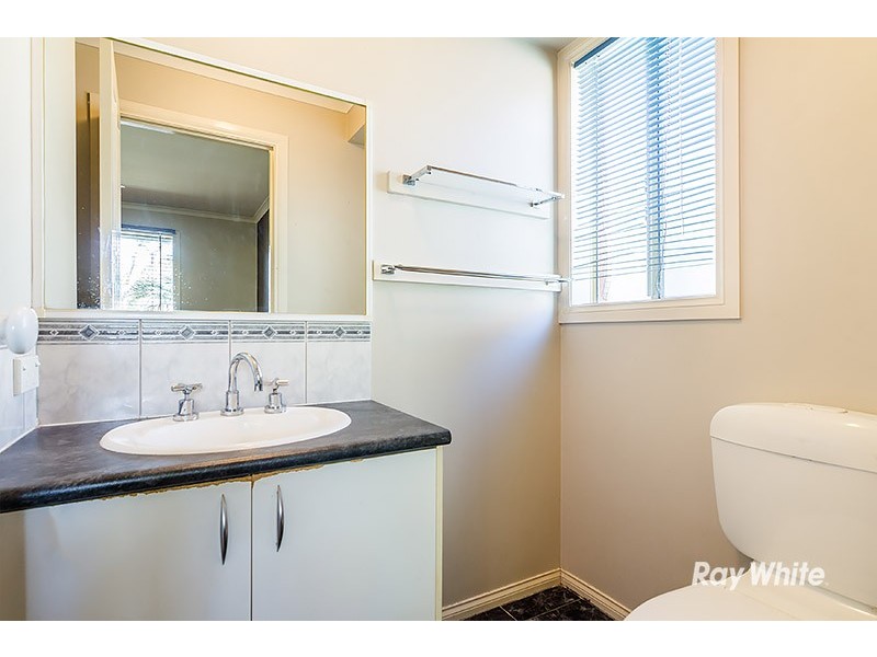 12 Nerrena Rise, Cranbourne West VIC 3977