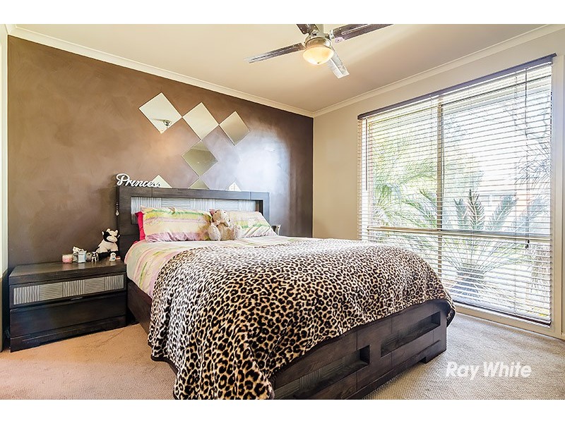 12 Nerrena Rise, Cranbourne West VIC 3977
