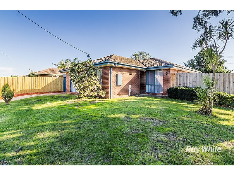1 Caroline Crescent, Cranbourne West VIC 3977