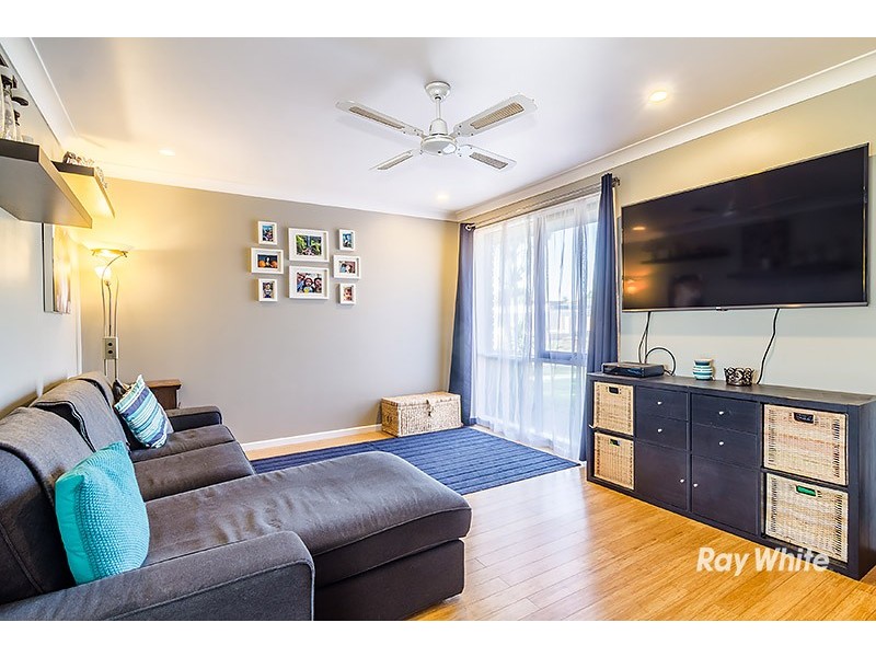 1 Caroline Crescent, Cranbourne West VIC 3977