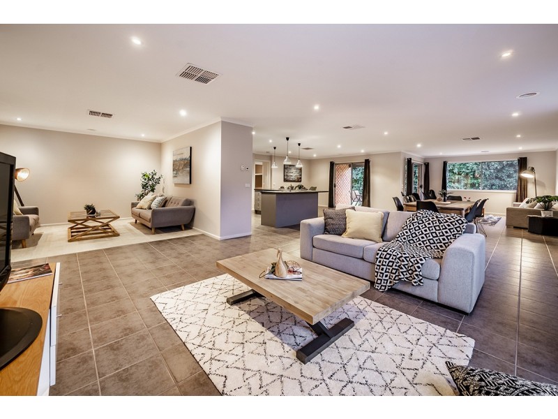 123 Aylmer Road, Lyndhurst VIC 3975