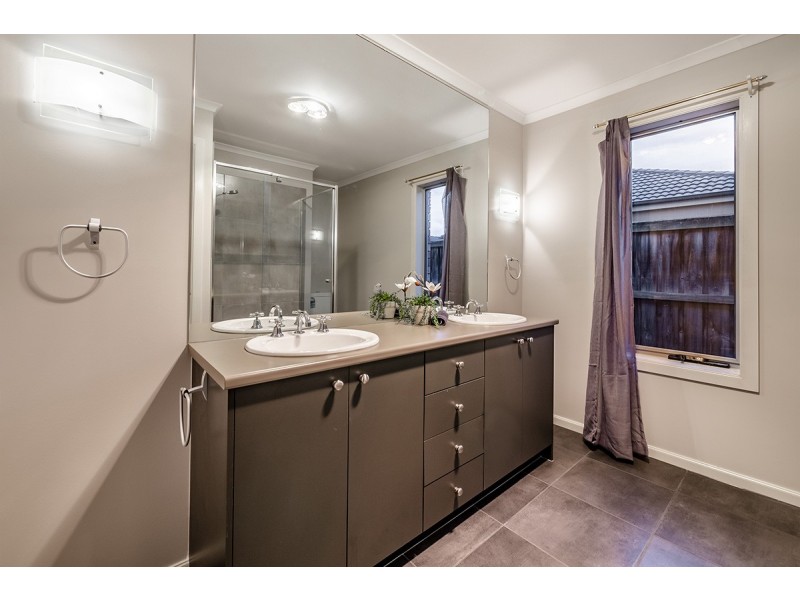 123 Aylmer Road, Lyndhurst VIC 3975