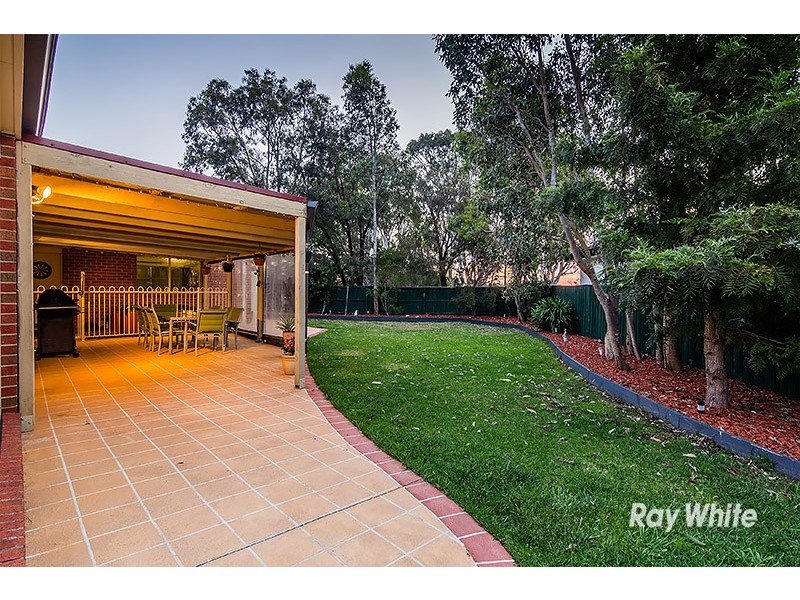 102 Harrington Drive, Narre Warren South VIC 3805