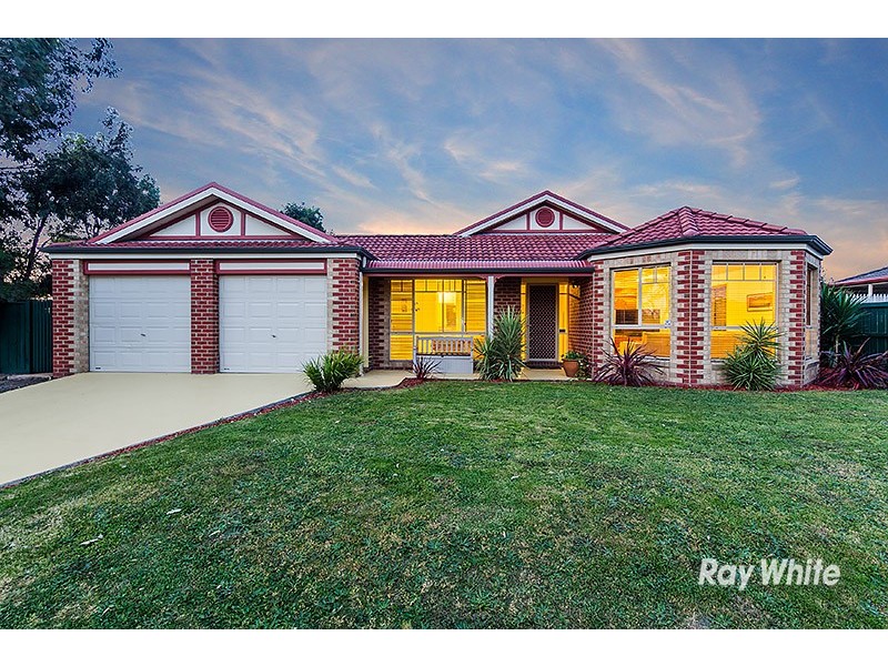 102 Harrington Drive, Narre Warren South VIC 3805