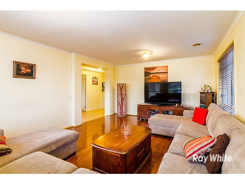 102 Harrington Drive, Narre Warren South VIC 3805