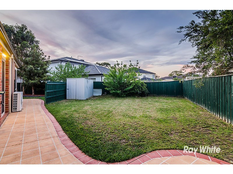 102 Harrington Drive, Narre Warren South VIC 3805