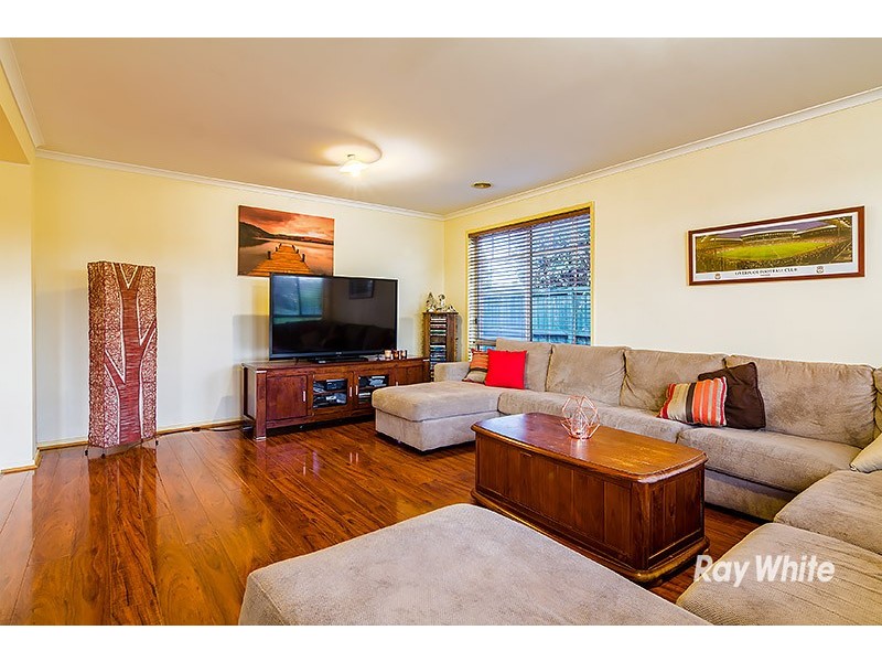102 Harrington Drive, Narre Warren South VIC 3805