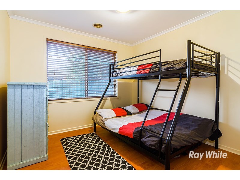 102 Harrington Drive, Narre Warren South VIC 3805