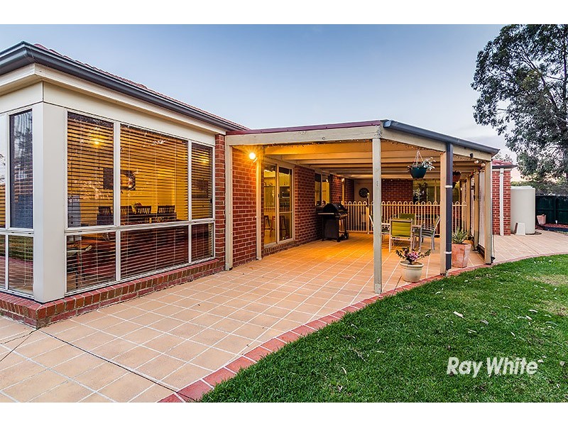 102 Harrington Drive, Narre Warren South VIC 3805