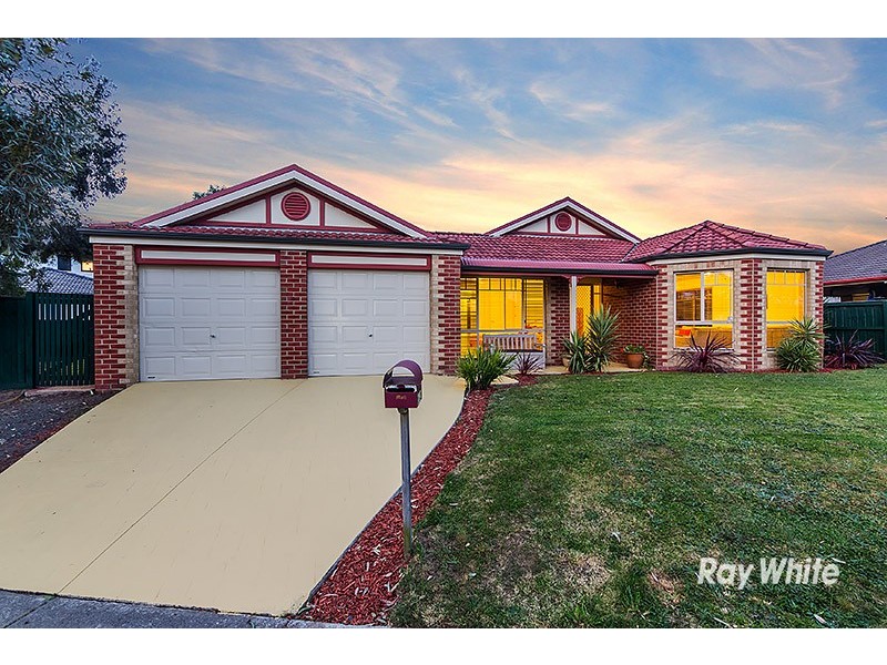 102 Harrington Drive, Narre Warren South VIC 3805