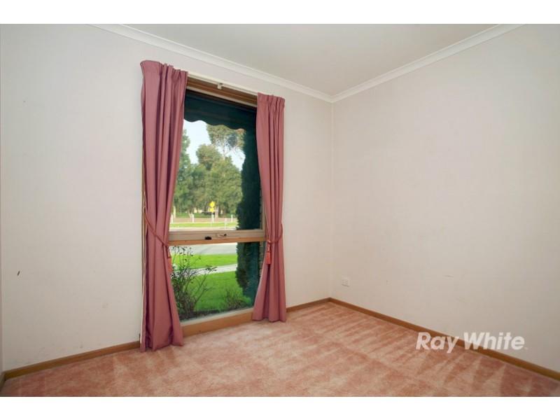 153 Monahans Road, Cranbourne West VIC 3977