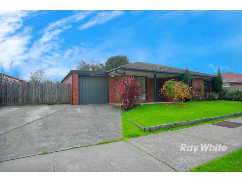 153 Monahans Road, Cranbourne West VIC 3977