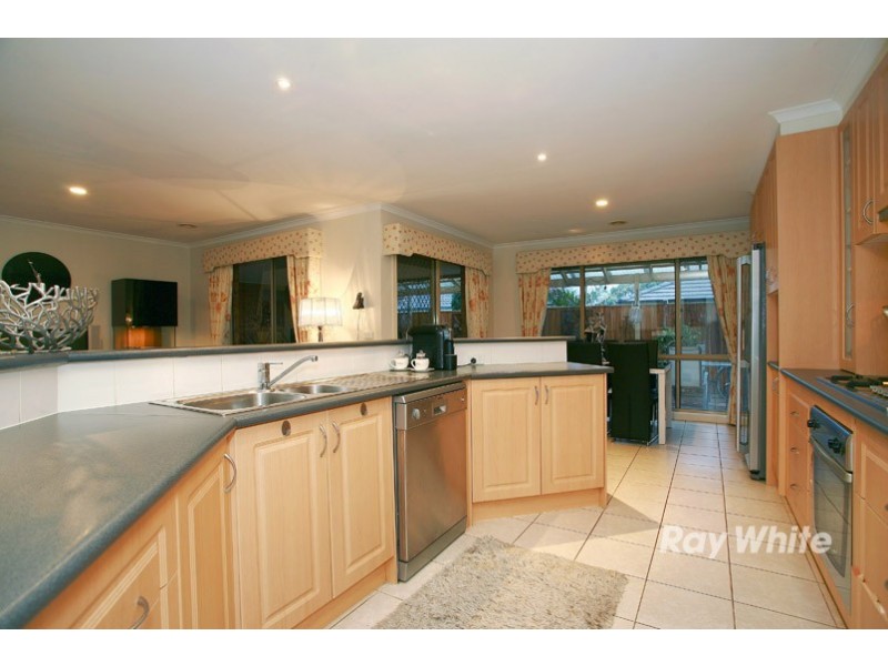 116 Aylmer Road, Lyndhurst VIC 3975