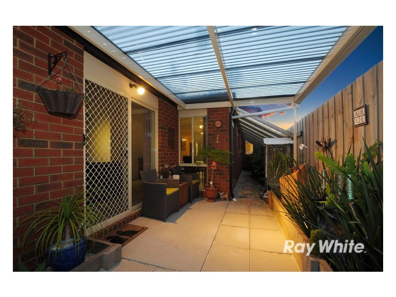 10a Providence Drive, Cranbourne West VIC 3977