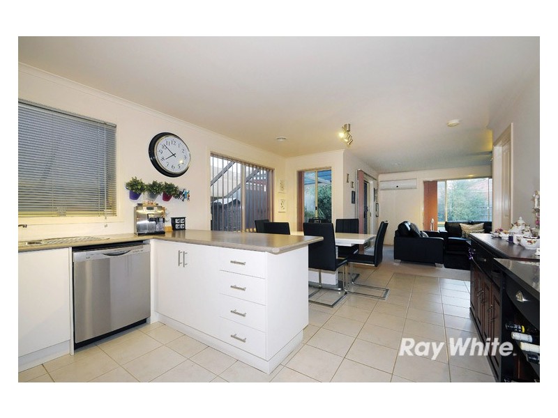10a Providence Drive, Cranbourne West VIC 3977