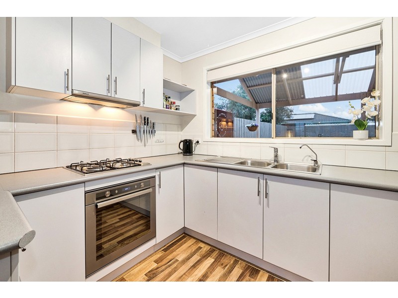 16 Allemby Drive, Cranbourne West VIC 3977