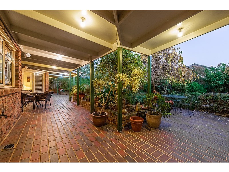 7 Balsam Court, Cranbourne North VIC 3977