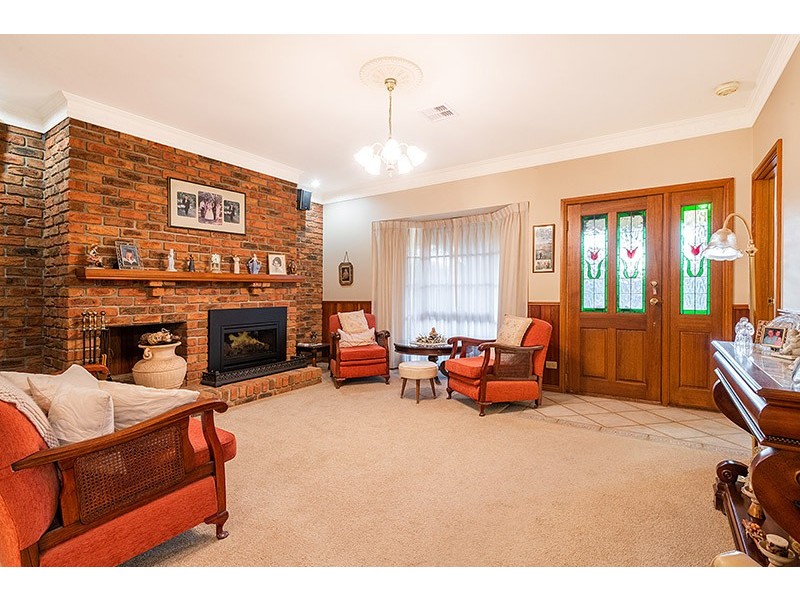 7 Balsam Court, Cranbourne North VIC 3977