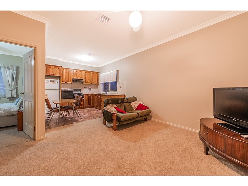 7 Balsam Court, Cranbourne North VIC 3977