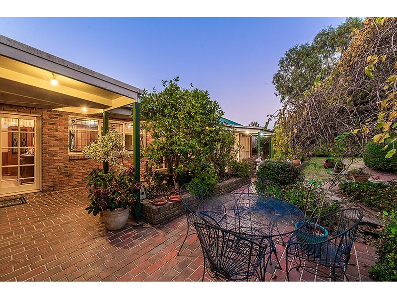 7 Balsam Court, Cranbourne North VIC 3977