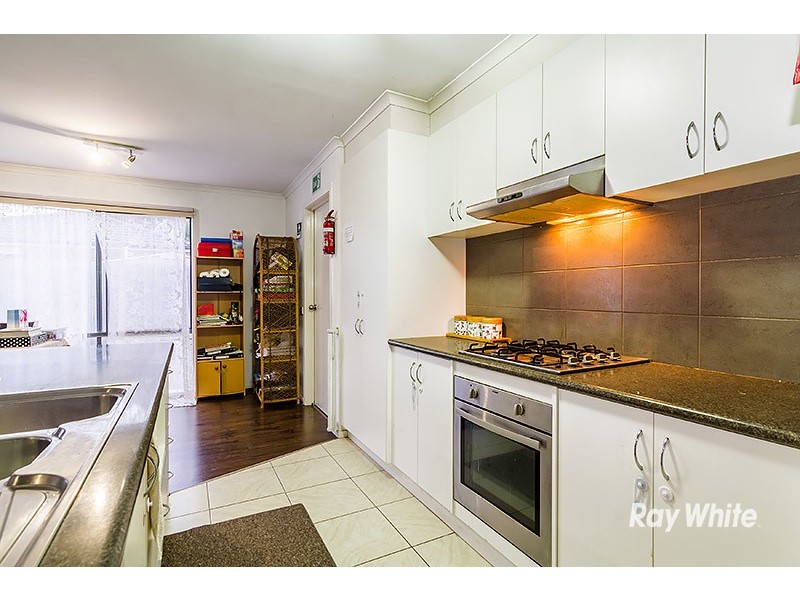 18 Baltic Way, Cranbourne West VIC 3977