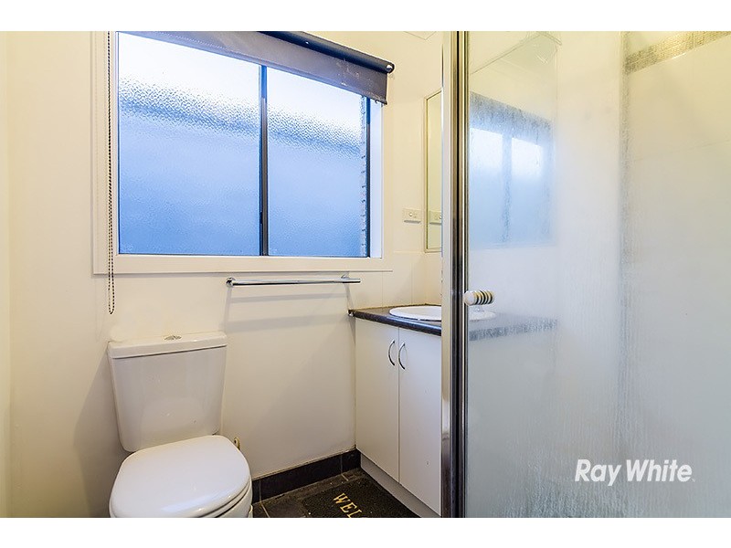 18 Baltic Way, Cranbourne West VIC 3977