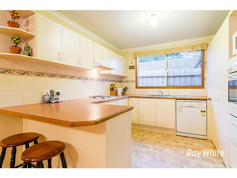 4 Banyalla Drive, Cranbourne West VIC 3977