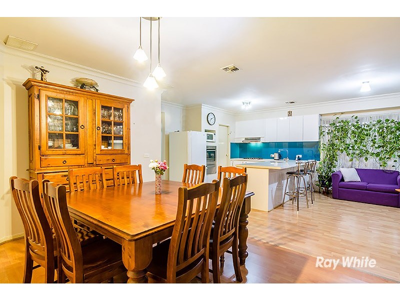 46 Banyalla Drive, Cranbourne West VIC 3977