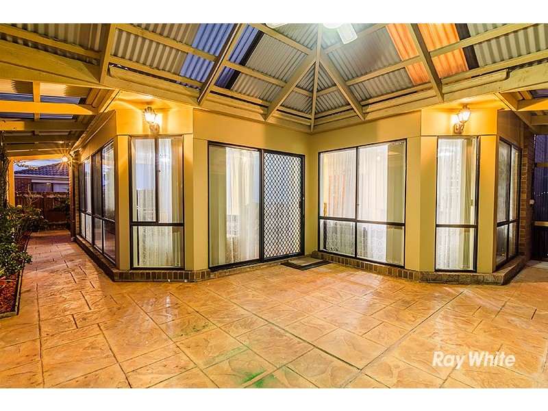 46 Banyalla Drive, Cranbourne West VIC 3977