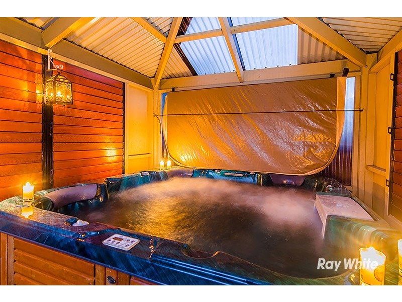 46 Banyalla Drive, Cranbourne West VIC 3977