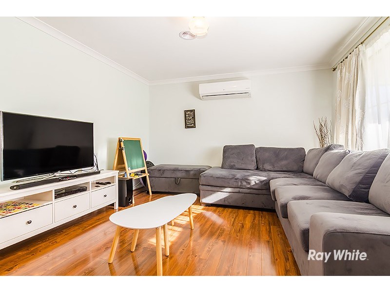 34 Bates Street, Cranbourne West VIC 3977