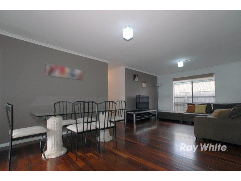 15 Bates Street, Cranbourne VIC 3977