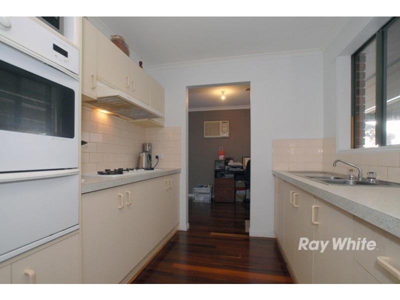 15 Bates Street, Cranbourne VIC 3977