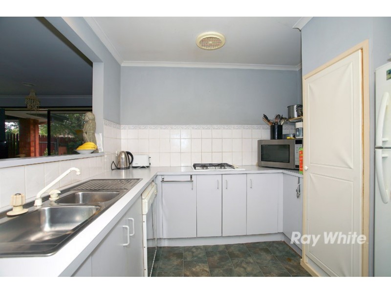 11 Borrowdale Court, Cranbourne West VIC 3977