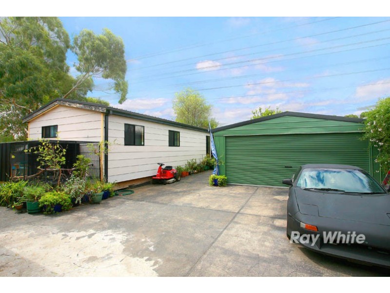 11 Borrowdale Court, Cranbourne West VIC 3977