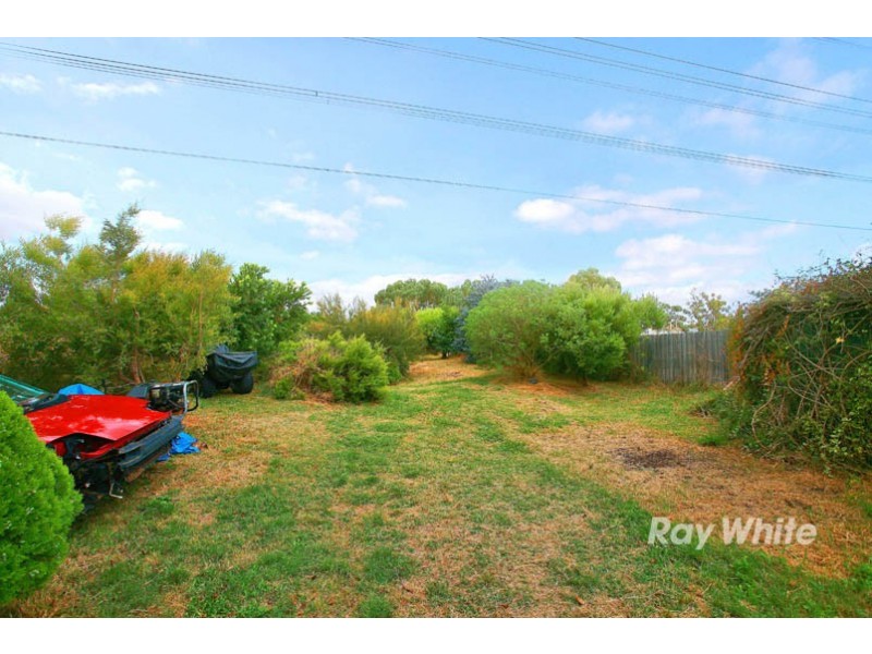 11 Borrowdale Court, Cranbourne West VIC 3977