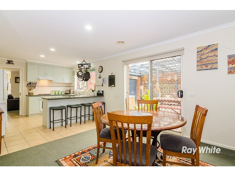 13 Breamlea Way, Cranbourne West VIC 3977