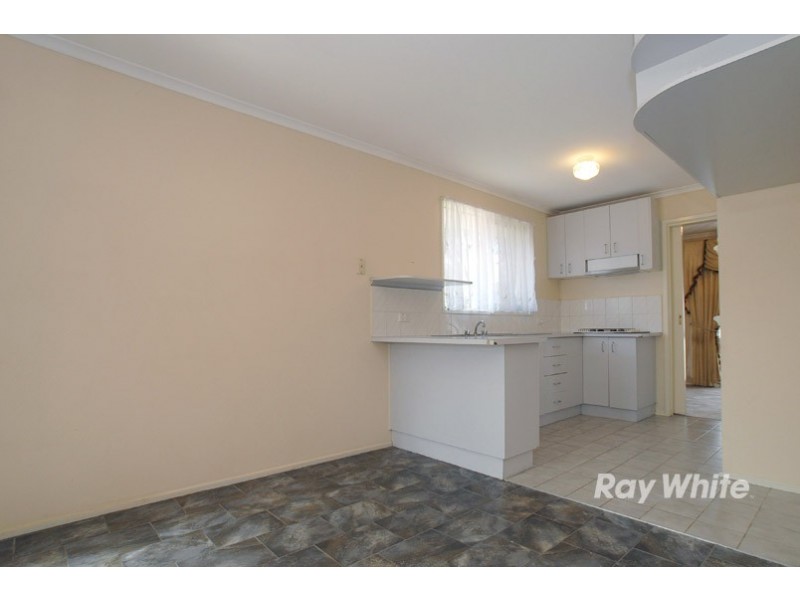 1 Brentwood Drive, Cranbourne North VIC 3977