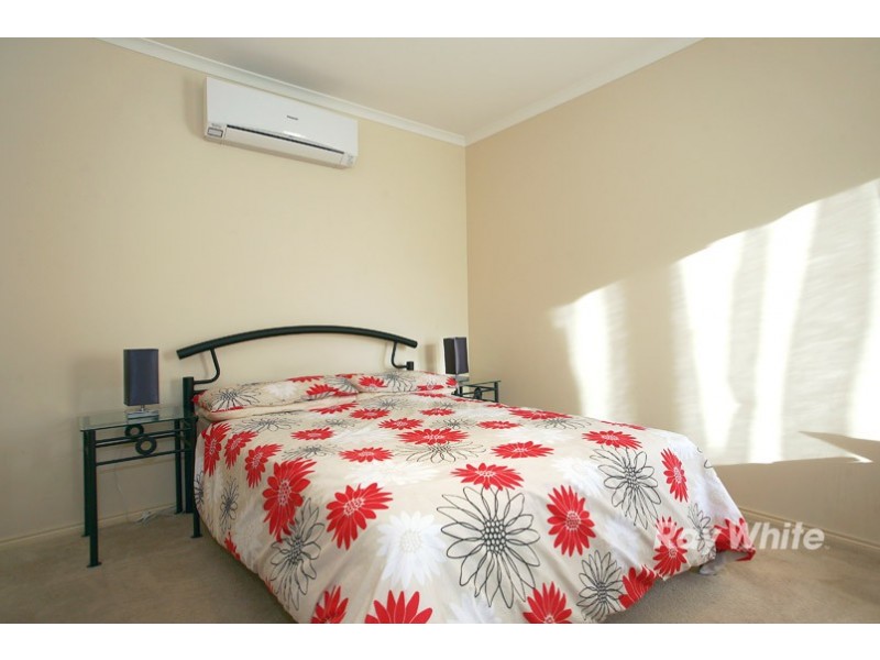 47 Briarcrest Drive, Cranbourne East VIC 3977