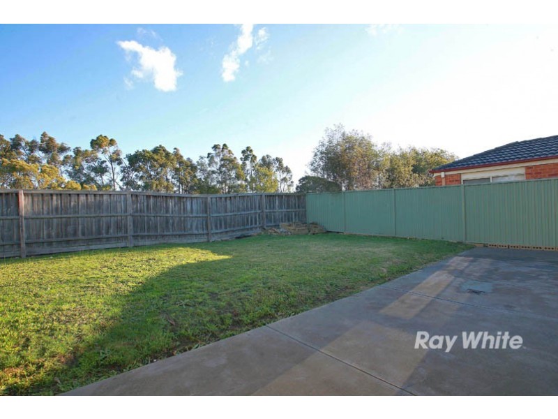 47 Briarcrest Drive, Cranbourne East VIC 3977