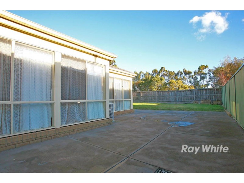 47 Briarcrest Drive, Cranbourne East VIC 3977