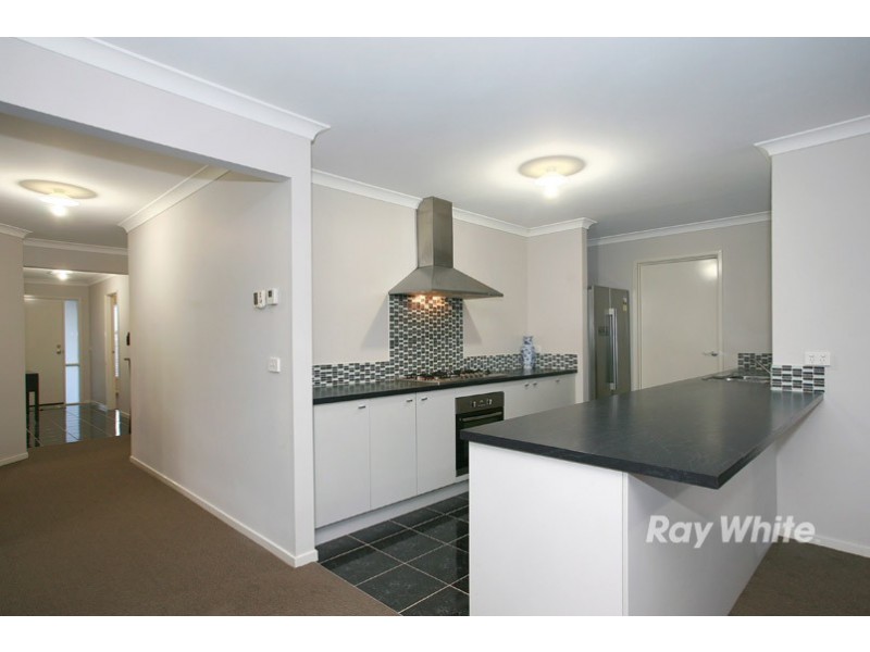 10 Camkerr Place, Lyndhurst VIC 3975