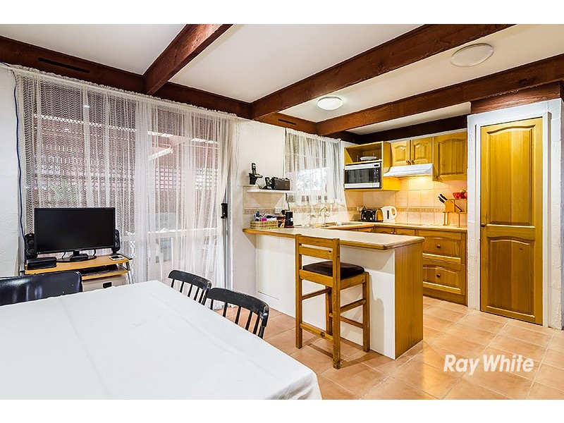 24 Camms Road, Cranbourne VIC 3977