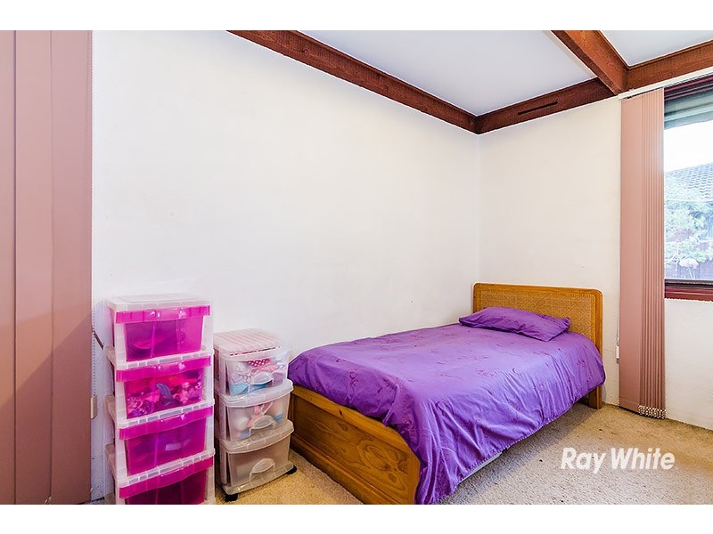 24 Camms Road, Cranbourne VIC 3977